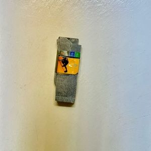 Champion Mens gray wool hiking socks. Shoe sizes 6-12. NWT